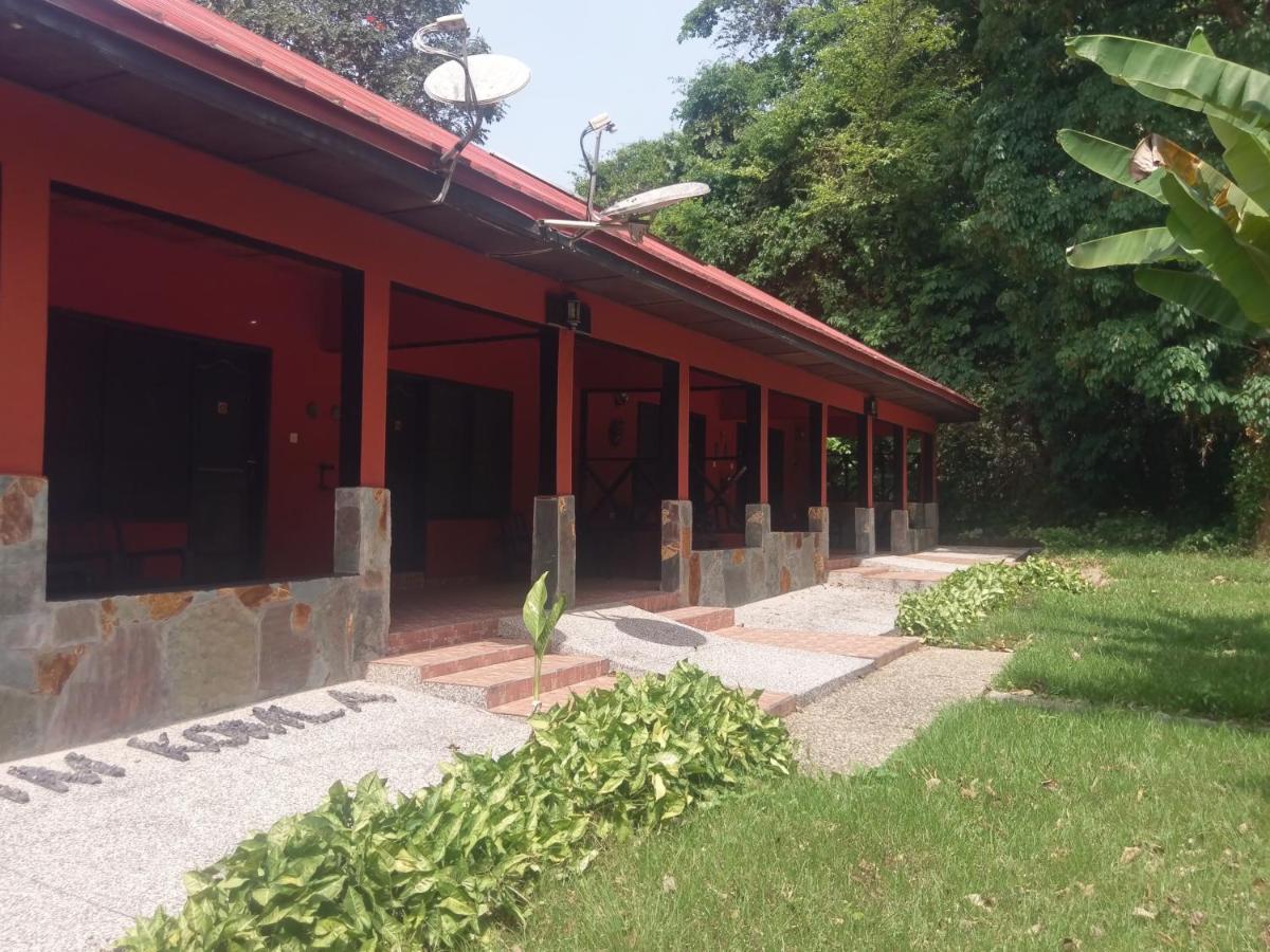 Big Foot Safari Lodge Wli Afegame Exterior foto