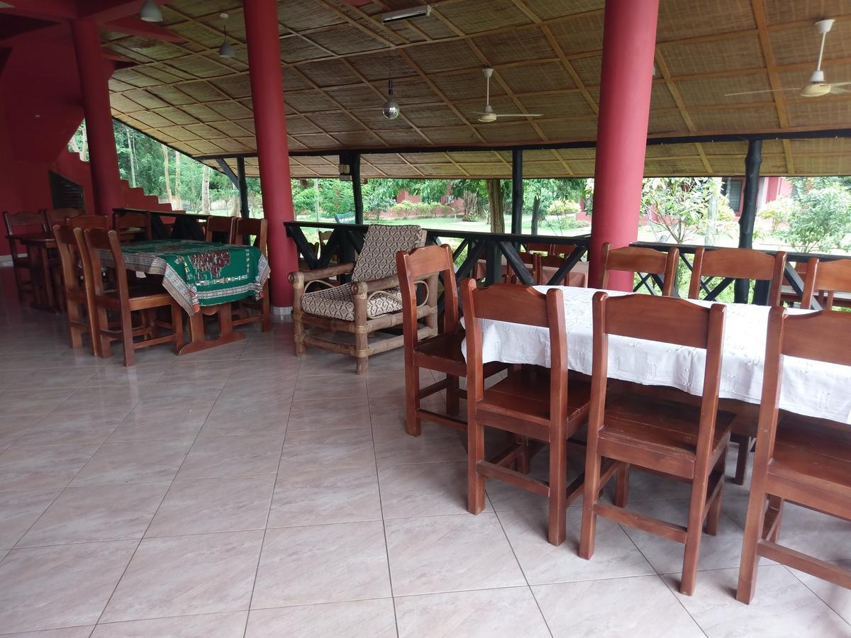 Big Foot Safari Lodge Wli Afegame Exterior foto